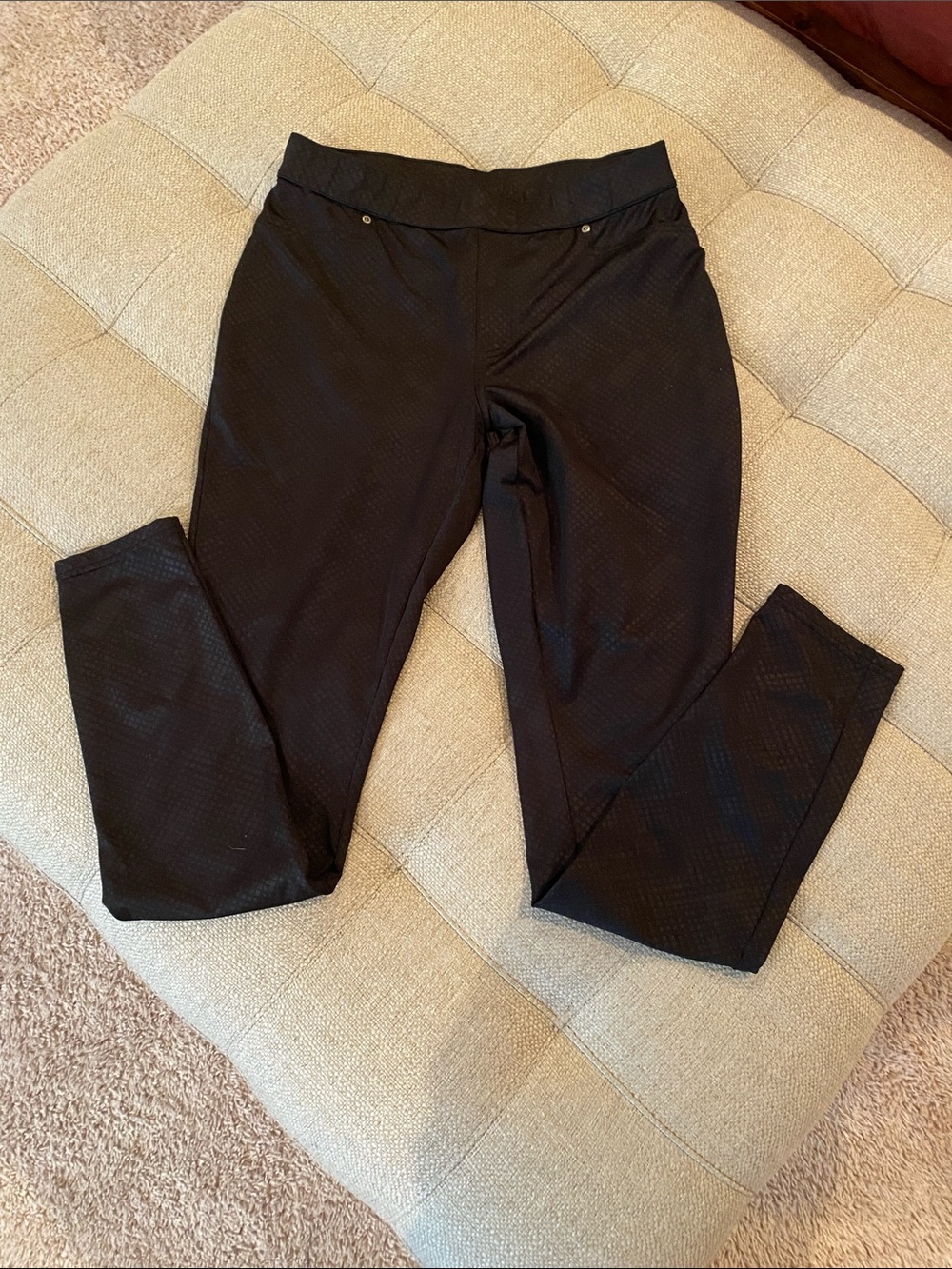 Anna & Ava Black Skinny Ponte Ankle Pants